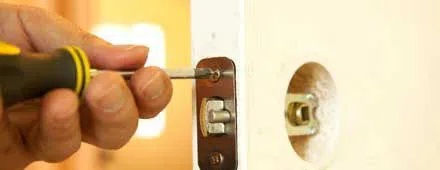 Affordable Locksmith Services New Albany, OH 614-505-9099 - 24-hour-lock-key-01