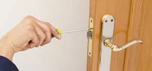 Affordable Locksmith Services New Albany, OH 614-505-9099 Affordable Locksmith Services New Albany, OH 614-505-9099 - trunk-unlock-01